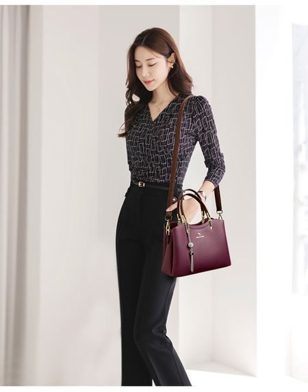 New style light luxury high-end fashion commuter